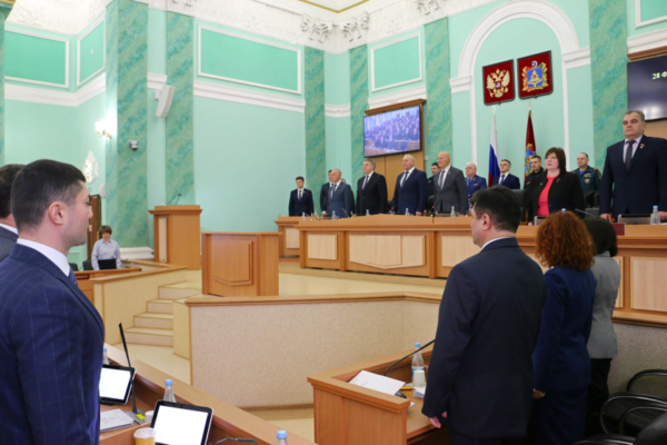 На сессии Брянской областной Думы внесли изменения в региональный бюджет