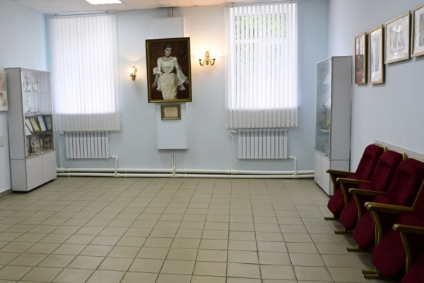 В Трубчевской ДШИ имени Анастасии Вяльцевой детей обучают разным видам искусств