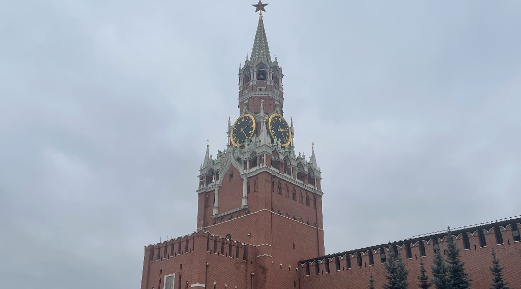 Губернатор Александр Богомаз поздравил жителей Брянщины с высокими государственными наградами