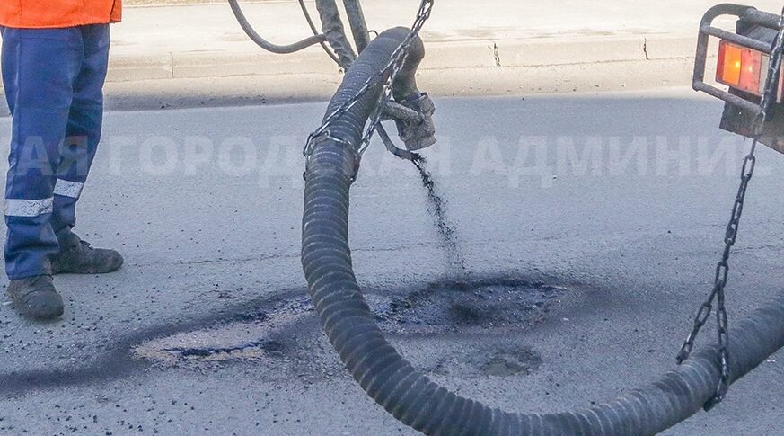 Брянские дороги чистят и ремонтируют