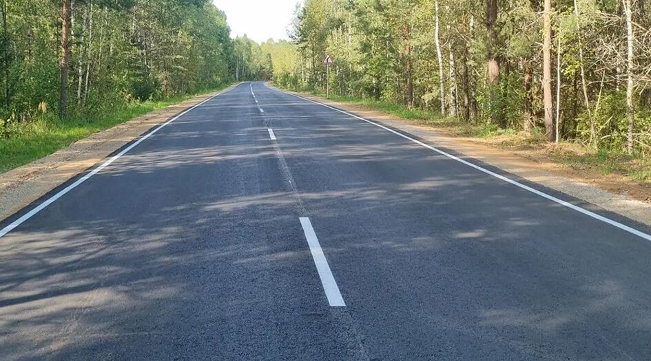 В Брянской области обновили 10-километровый участок дороги Селиловичи – Шаровичи