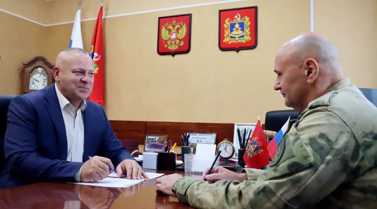 Валентин Суббот встретился с руководителем Центра «Защита» для координации мер безопасности