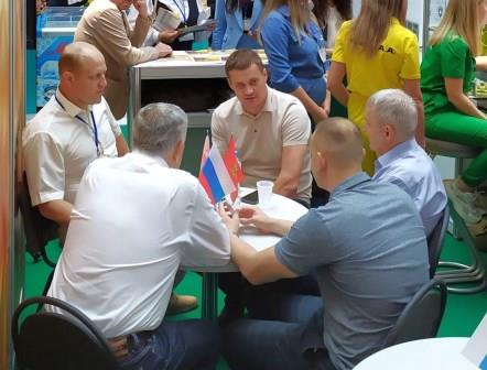 «Зовите, поедем ещё»: Зерновые компании Брянщины покорили «Белагро»