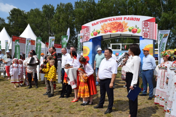 Агропромышленная выставка День Брянского поля открылась в Кокино