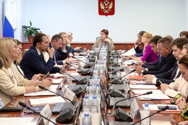 Губернатор Александр Богомаз рассказал про меры поддержки в Брянской области