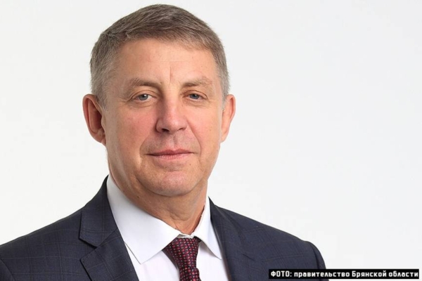 Губернатор Александр Богомаз поздравил брянских десантников с Днём ВДВ