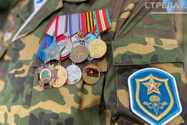 В Брянске прошли торжества, посвященные 94-й годовщине образования воздушно-десантных войск