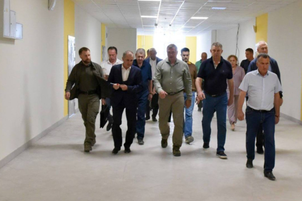 Александр Богомаз: «Школа в микрорайоне по Флотской по соотношению цена-качество — одна из лучших в России!»