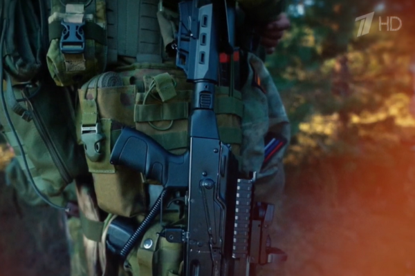 Губернатор Александр Богомаз рассказал об укреплении региональной теробороны корреспонденту Первого канала