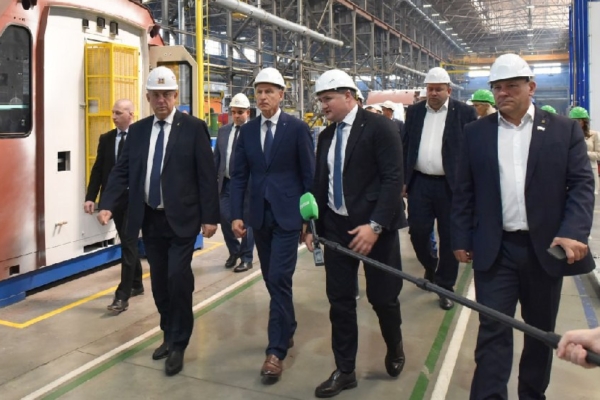 Губернатор Александр Богомаз рассказал про Брянский машиностроительный завод