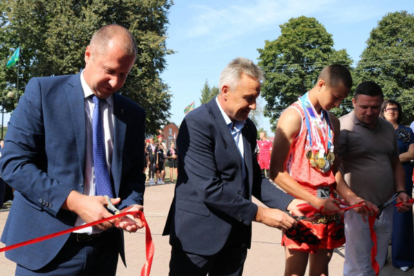 В брянских Комаричах открыли современный Зал единоборств