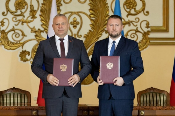 Спикер Брянской областной Думы Валентин Суббот посетил Луганскую Народную Республику с рабочим визитом