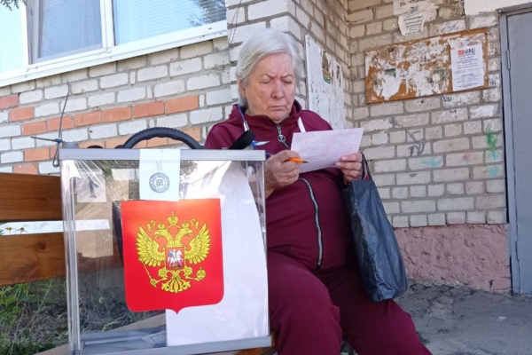 Выездное голосование провели для жителей Выгоничского района