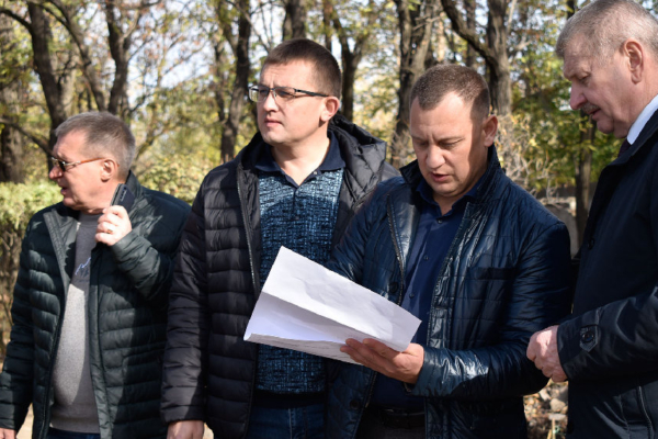 Заместитель брянского Губернатора Николай Симоненко посетил соцобъекты в Брянке
