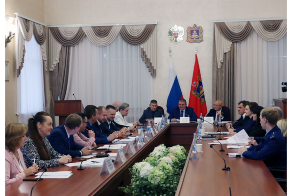 При формировании Молодежного парламента на Брянщине приоритет отдадут участникам СВО