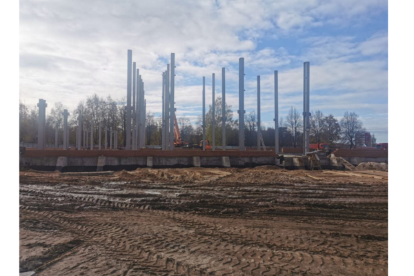 В Унече продолжается строительство спорткомплекса с бассейном