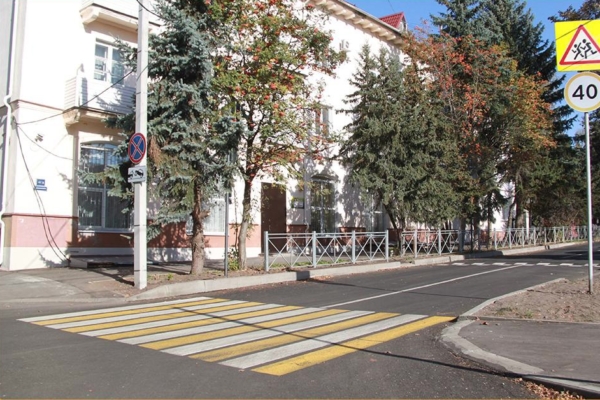 В Брянске по нацпроекту выполнен капитальный ремонт участков дороги на улице Луначарского