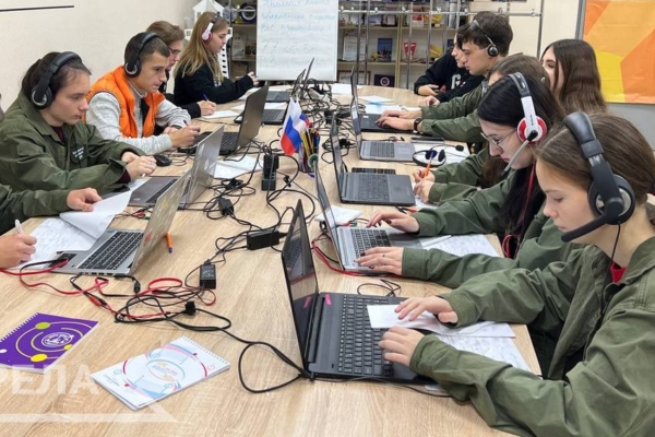 В Брянске продолжается сбор вопросов на прямую линию главы региона Александра Богомаза