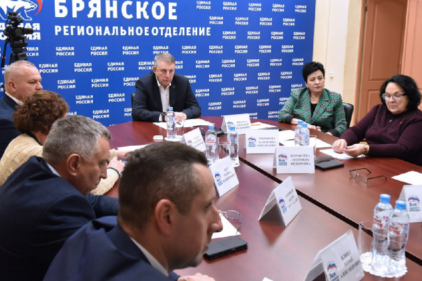 Губернатор Александр Богомаз рассказал о строительстве и ремонте брянских школ