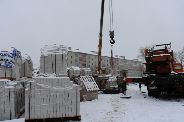 В Стародубе Брянской области строят дома для детей-сирот