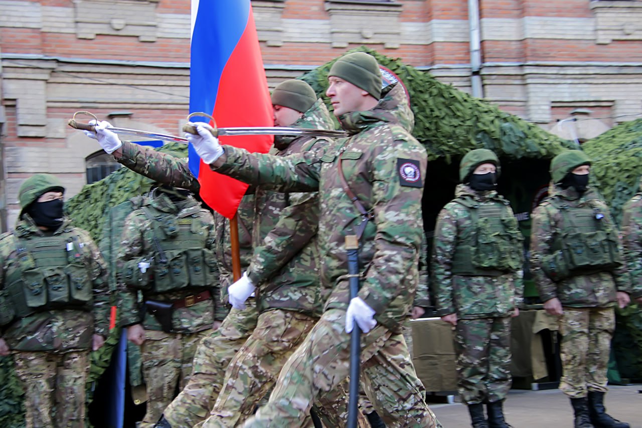 Командир БАРС – Брянск Сергей Антошин показал неожиданные ракурсы смотра вооружений