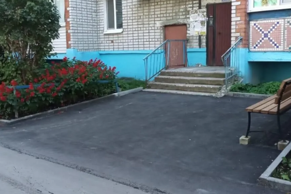 В 2024 году в Дятькове благоустроили 2 дворовых территории