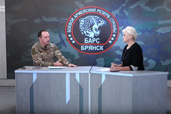 На прямую линию с командиром «БАРС-Брянск» Антошиным поступило более 200 звонков