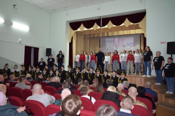 В Выгоничском районе прошел концерт к Дню защитника Отечества