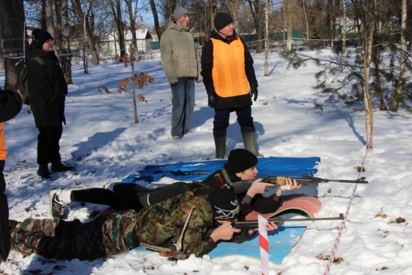 В благоустроенном по нацпроекту парке в Почепе провели праздничное торжество