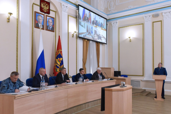 Губернатор провел заседание постоянно действующего координационного совещания по обеспечению правопорядка в Брянской области