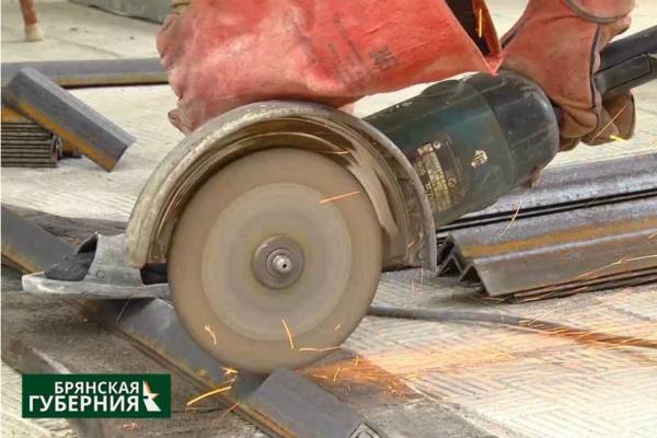 В брянском селе Гордеевка благоустроят два двора