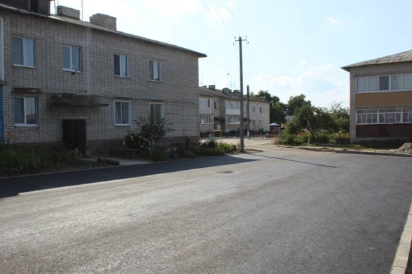 В Суземке благоустроят две дворовые территории за 4,4 млн рублей