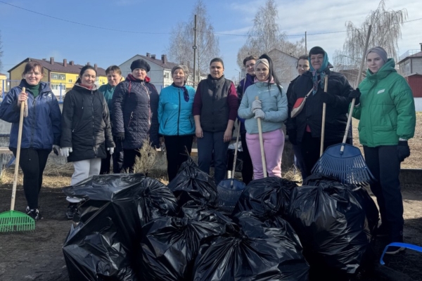 Жители Выгоничского района приняли участие в общеобластном субботнике