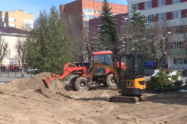 В Клинцах началась реконструкция главной площади города