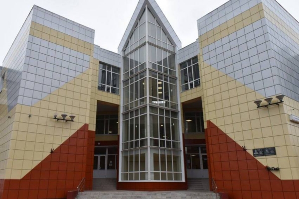 Александр Богомаз рассказал о ходе капремонта Брянского городского лицея №1 им. А.С. Пушкина
