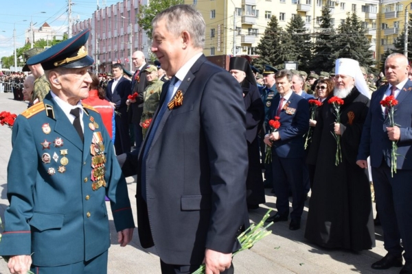 Александр Богомаз в День Победы обратился к ветеранам