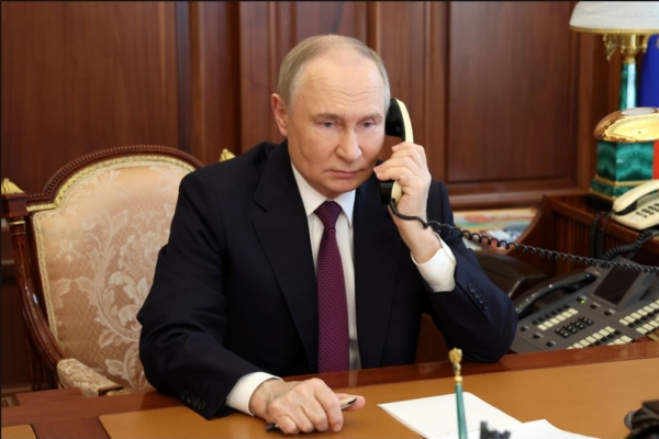 Путин поговорил по телефону с Белозеровым и Богомазом в связи с ЧП под Брянском