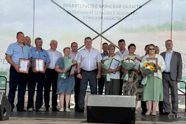 На выставке «День Брянского поля» чествовали лучших работников АПК