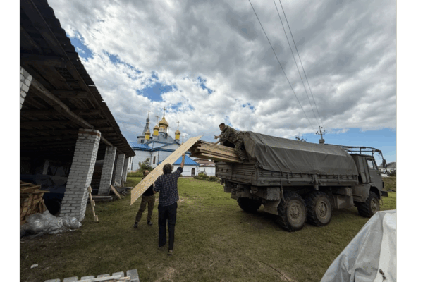 Брянские прихожане отправили очередную партию гуманитарной помощи бойцам СВО