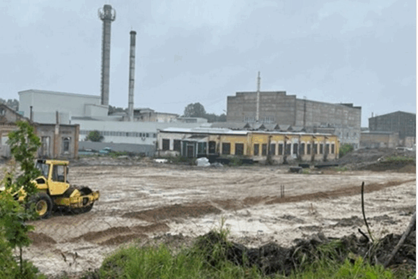 В Дятьково благоустраивают новую «Хрустальную площадь»