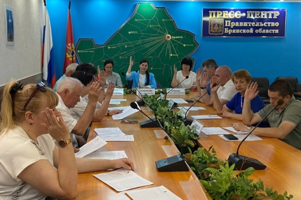 В Брянске прошло очередное заседание Избирательной комиссии региона