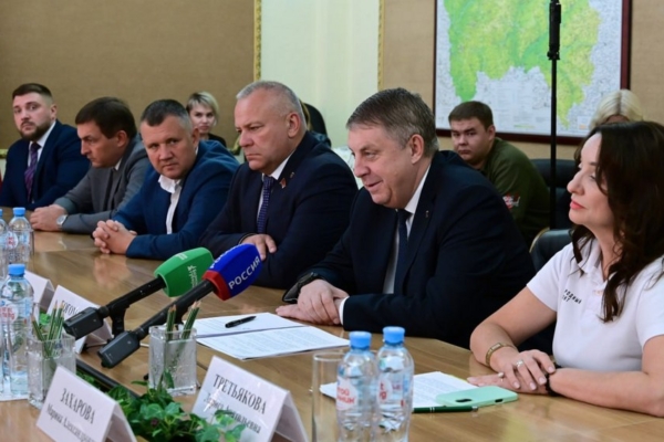Опыт выдающихся врачей помогает брянским медикам в работе