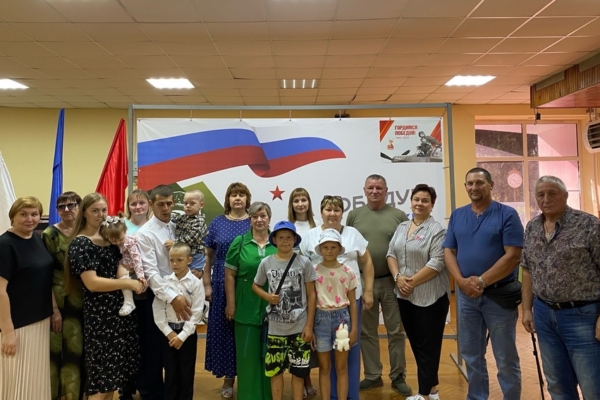 В Брасовском районе открылся клуб поддержки участников СВО и их семей «С заботой о СВОих»