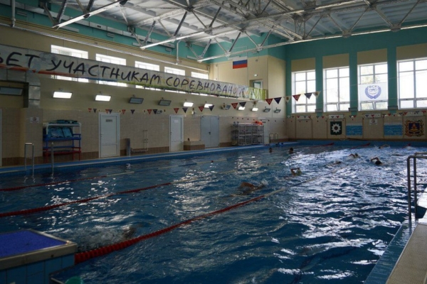 Для жителей Дятьково работает ФОК «Олимп» с двумя бассейнами и ледовый дворец