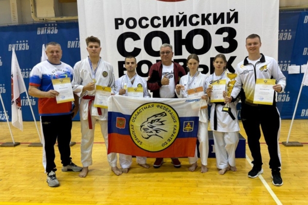 Брянцы заняли третье место на Кубке России по всестилевому каратэ