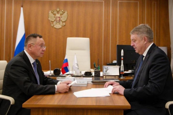 Александр Богомаз провел рабочую встречу с министром строительства и ЖКХ РФ Иреком Файзуллиным