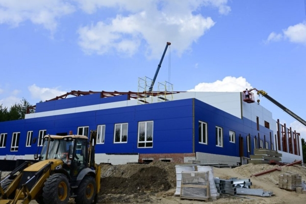 В Новозыбкове строится новый спорткомплекс с бассейном