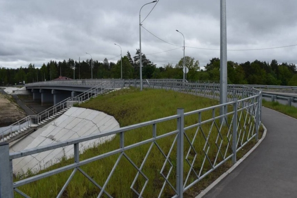 В Сураже построили мост через Ипуть и благоустроили 59 дворовых территорий