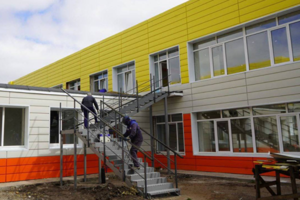 В Брянском районе ремонтируют детский сад «Колосок»