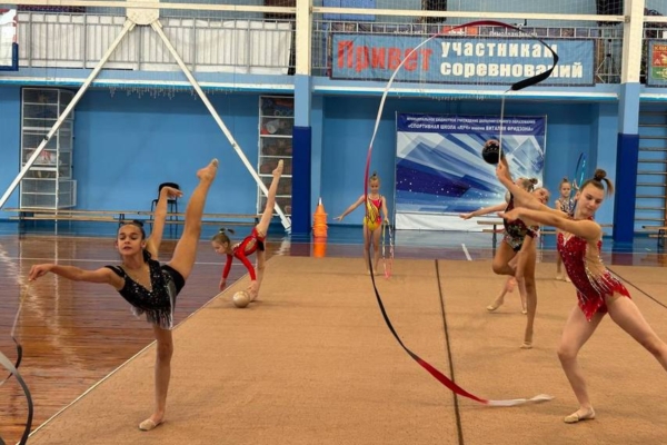 В Клинцах работает современный ФОК «Луч» с тремя спортзалами